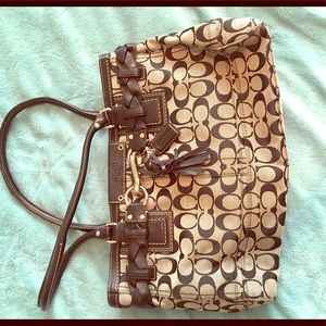 Cute rope design Coach